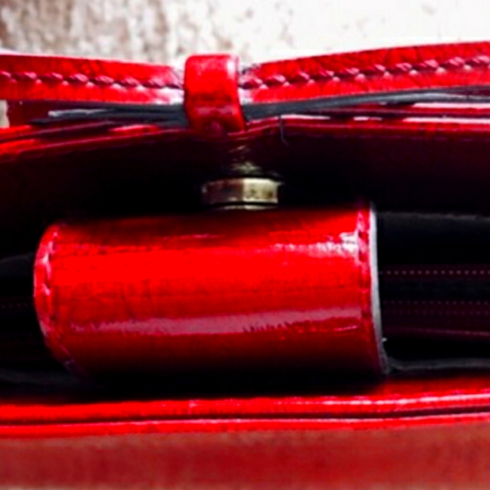 Liz Claiborne women's red tote vintage bag. Some wear on inside. As is. - Picture 4 of 7